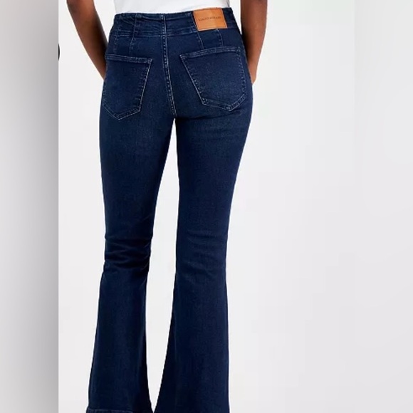 SALE!- NWOT Lucky Brand Stevie Flare jeans. Was $19 now summer sale $16 - Picture 2 of 15